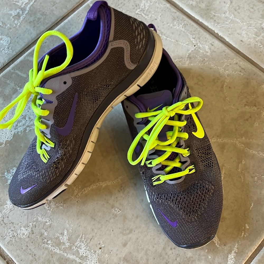Nike Sneakers